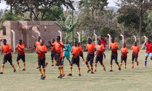 Misjonarz wybudował centrum sportowe w Tanzanii