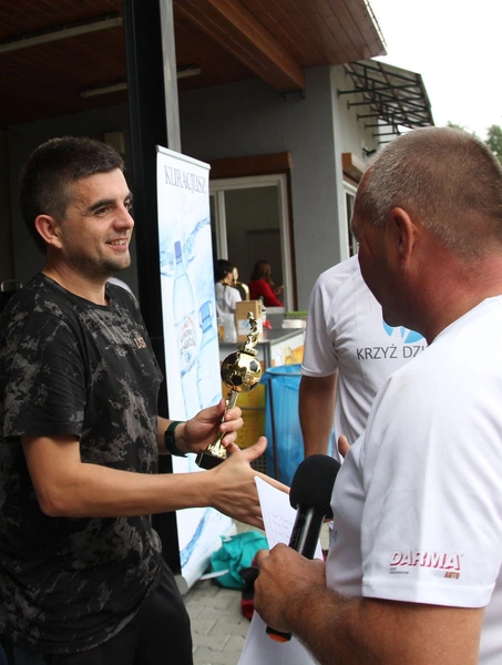 Sportowa pomoc z Fundacją Krzyż Dziecka w Pisarzowicach