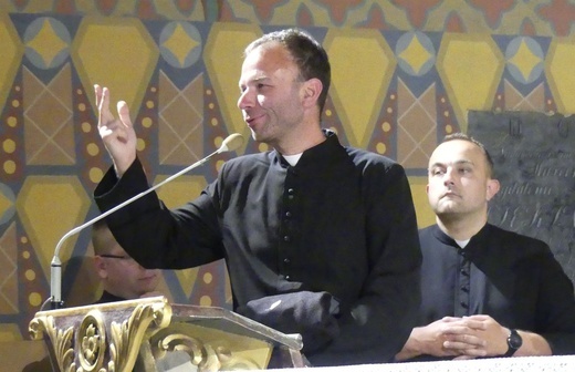 Wieczorne powitanie 410. Pielgrzymki Żywieckiej w Żywcu - 2021