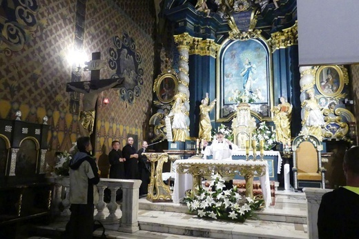 Wieczorne powitanie 410. Pielgrzymki Żywieckiej w Żywcu - 2021