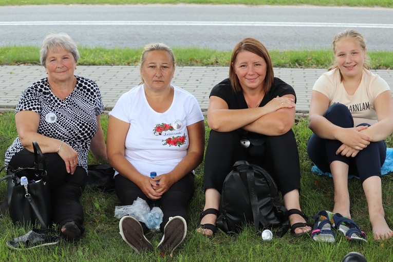 IV Pielgrzymka z Łęczycy do Świnic Warckich - cz. 2