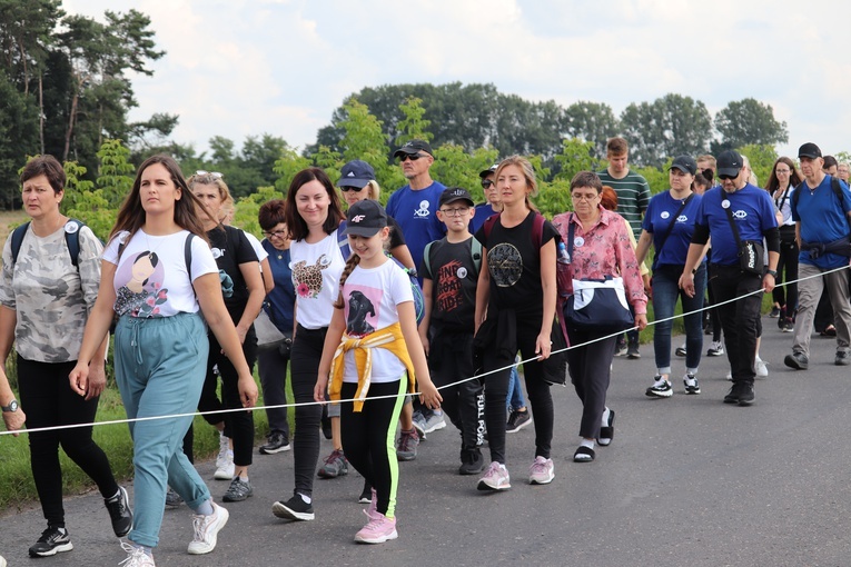 IV Pielgrzymka z Łęczycy do Świnic Warckich - cz. 2