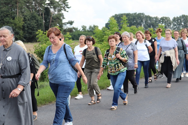 IV Pielgrzymka z Łęczycy do Świnic Warckich - cz. 2