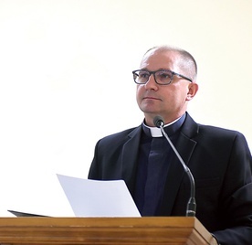 	Okolicznościowy wykład wygłosił ks. Roman Chromy z archidiecezji katowickiej.