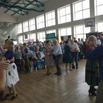 Dożynki, folklor, rycerze, zespoły i uliczni artyści