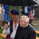 Dożynki, folklor, rycerze, zespoły i uliczni artyści