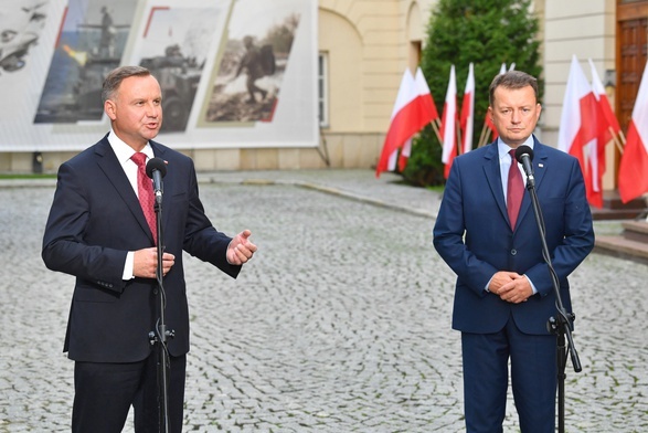 Prezydent: Atakowanie tych, którzy pełnią dzisiaj służbę na granicy polsko-białoruskiej to działania antypolskie