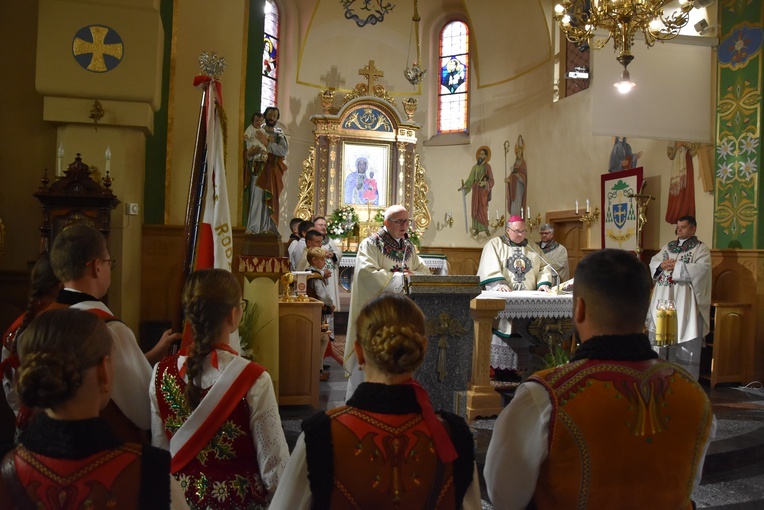 100 lat Szkoły Podstawowej nr 1 w Czerwiennem