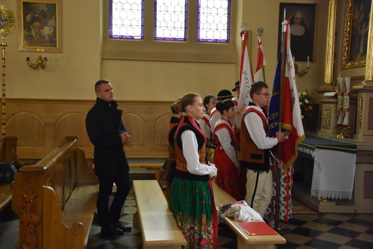 100 lat Szkoły Podstawowej nr 1 w Czerwiennem