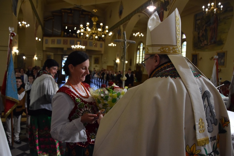 100 lat Szkoły Podstawowej nr 1 w Czerwiennem