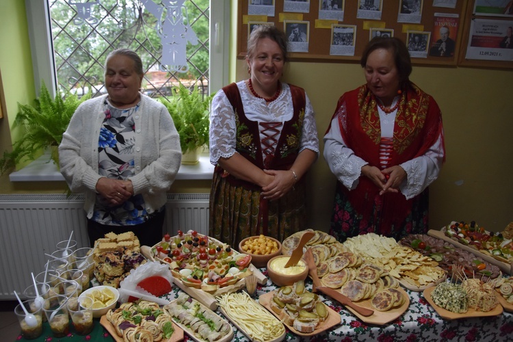 100 lat Szkoły Podstawowej nr 1 w Czerwiennem