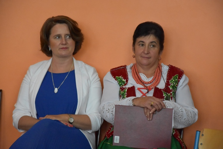 100 lat Szkoły Podstawowej nr 1 w Czerwiennem