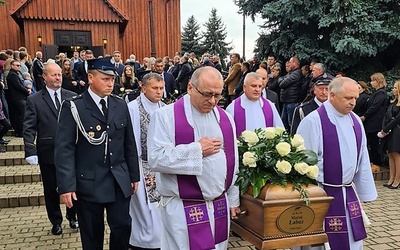 Radgoszcz, Szczucin. Oddajemy go w najlepsze ręce