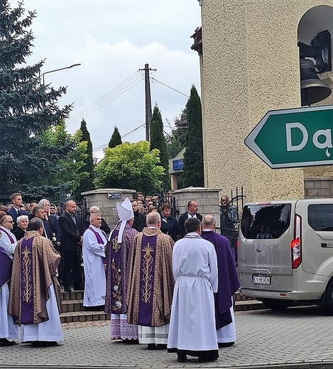 Uroczystości żałobne po śmierci ks. Łabuza