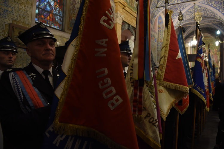 Płock. Pogrzeb Mariusza Bieńka - starosty płockiego. Cz. 2