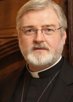 Anglikański biskup zostanie katolikiem
