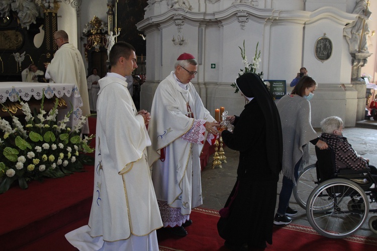 Krzeszów. Osoby niepełnosprawne u Matki