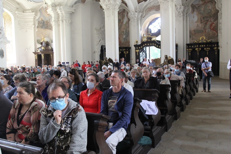 Krzeszów. Osoby niepełnosprawne u Matki