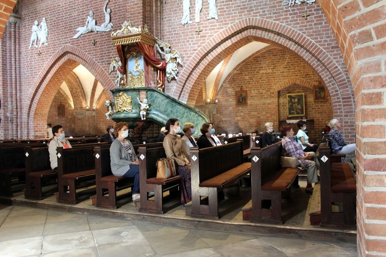 Pielgrzymka kobiet do Rud 