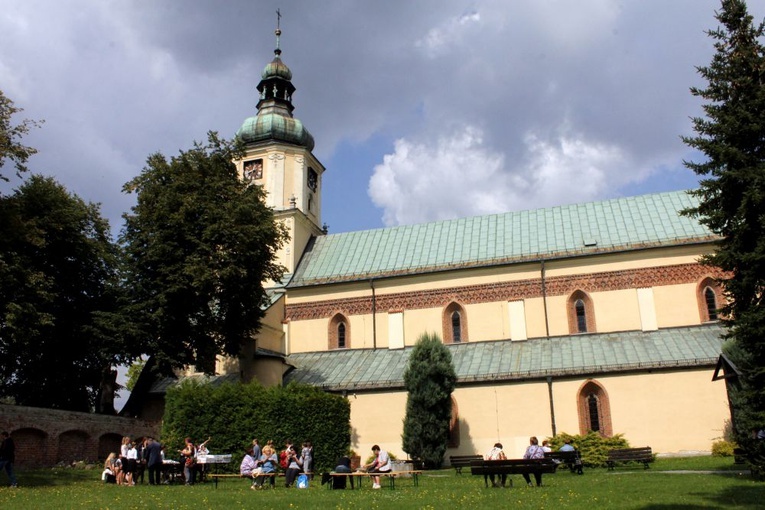 Pielgrzymka kobiet do Rud 
