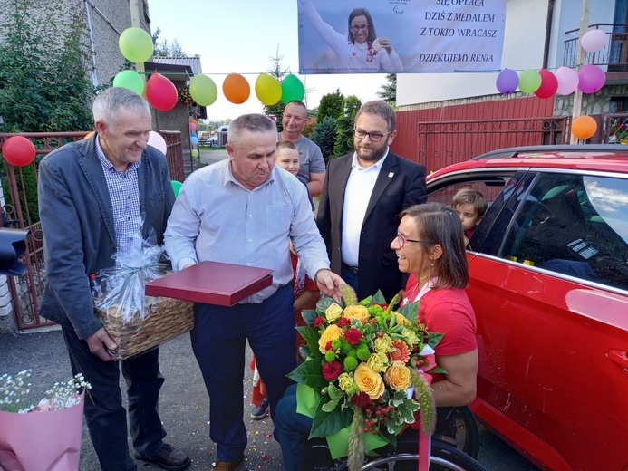 Powitanie Renaty Kałuży, brązowej medalistki z Tokio