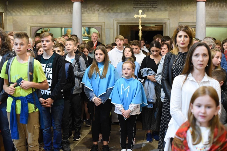 W różańcowym ogrodzie w Gosprzydowej