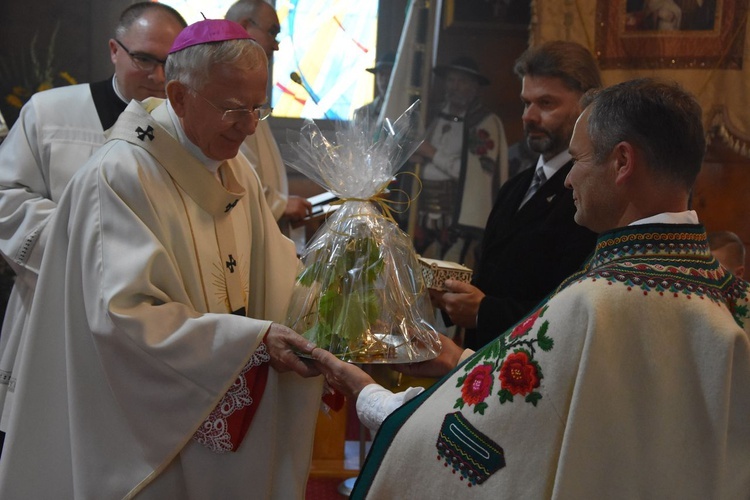 Konsekracja kościoła św. Antoniego Padewskiego w Brzegach 