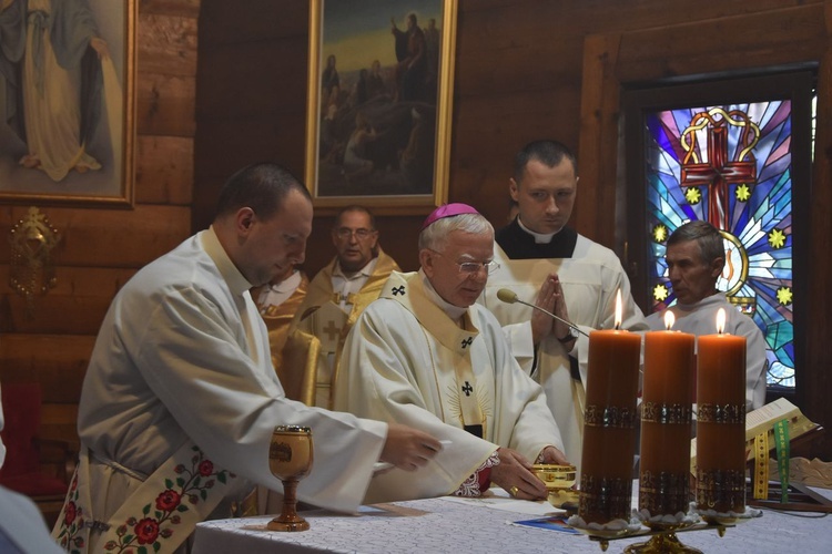 Konsekracja kościoła św. Antoniego Padewskiego w Brzegach 