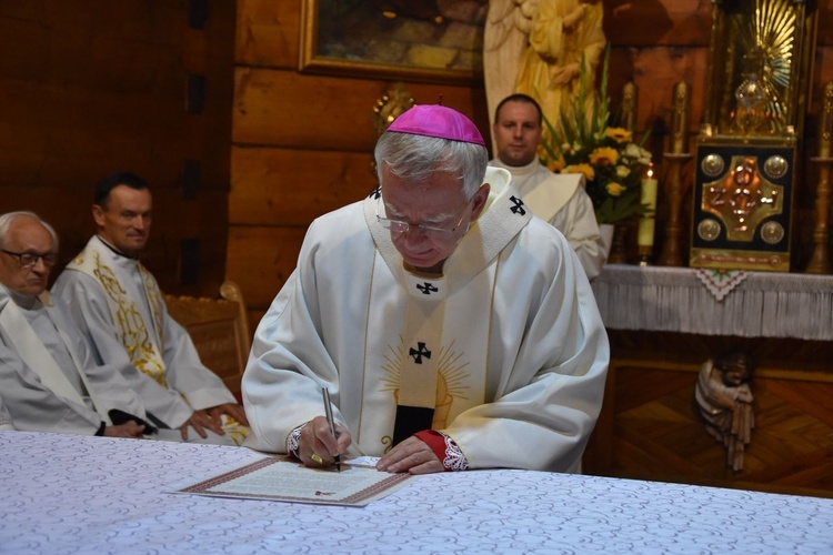 Konsekracja kościoła św. Antoniego Padewskiego w Brzegach 