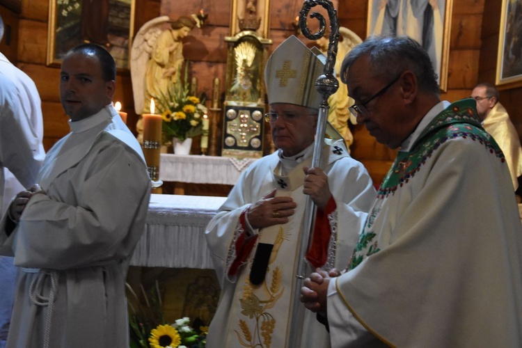 Konsekracja kościoła św. Antoniego Padewskiego w Brzegach 