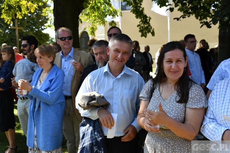 Oazowicze u Pani Cierpliwie Słuchającej 