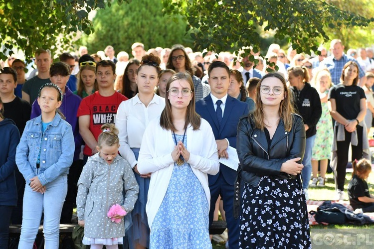 Oazowicze u Pani Cierpliwie Słuchającej 