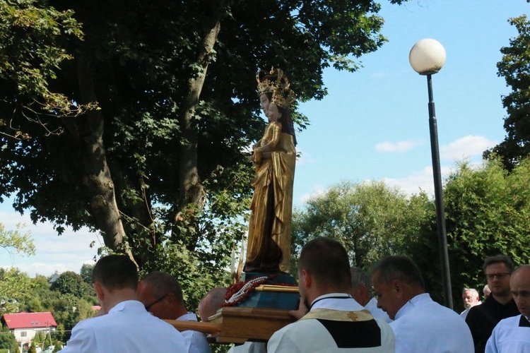 Uroczystości w Wąwolnicy