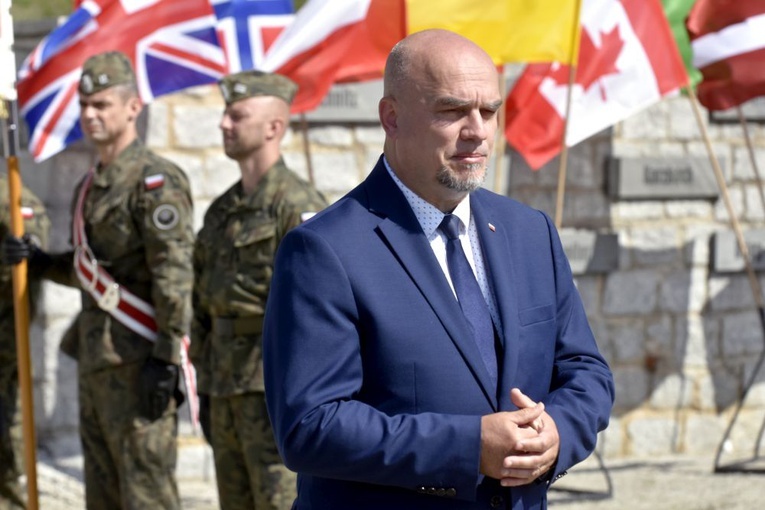 Modlitwa za ofiary wojny w Rogoźnicy