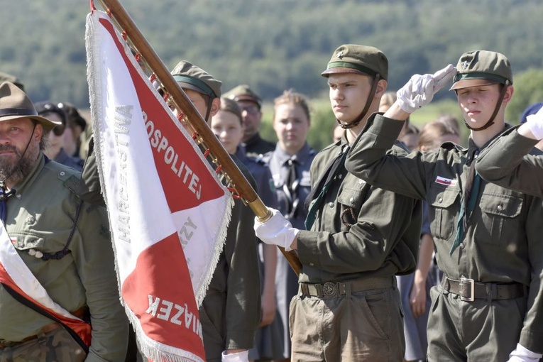 Modlitwa za ofiary wojny w Rogoźnicy