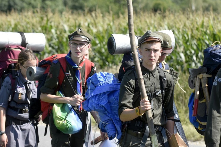 Modlitwa za ofiary wojny w Rogoźnicy