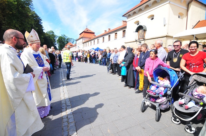 XXIX Pielgrzymka Rodzin Archidiecezji Krakowskiej do Kalwarii Zebrzydowskiej  cz. 2