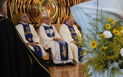 Ciechanów. 25 lat parafii pw. Matki Bożej Fatimskiej