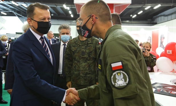 Umowa ramowa na zestawy przeciwlotnicze Narew podpisana