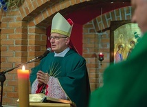 Eucharystii przewodniczył biskup pomocniczy.