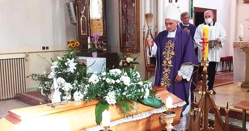 Kochała wspólnotę i pragnęła umierać w klasztorze