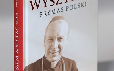 Milena Kindziuk
Kardynał Stefan Wyszyński. 
Prymas Polski
Esprit
Kraków 2021
ss. 232