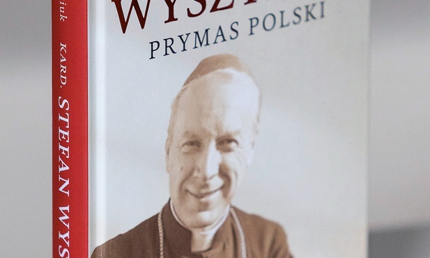 Milena Kindziuk
Kardynał Stefan Wyszyński. 
Prymas Polski
Esprit
Kraków 2021
ss. 232