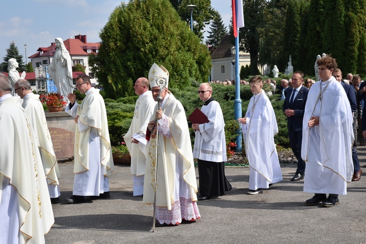 Odpust i dożynki u Pani Janowskiej