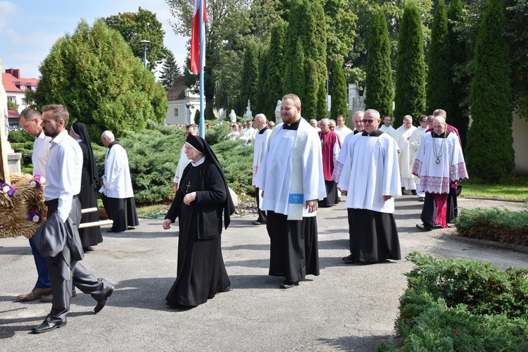 Odpust i dożynki u Pani Janowskiej