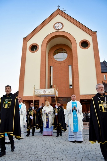 Nowy Sącz. Poświęcenie kaplicy i wręczenie nominacji