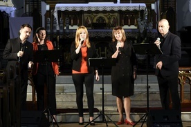 Po Mszy św. odbył się koncert zespołu "Spirituals Singers Band", który wystąpił w ramach VII Festiwalu im. Włodka Szomańskiego "Nie tylko gospel".