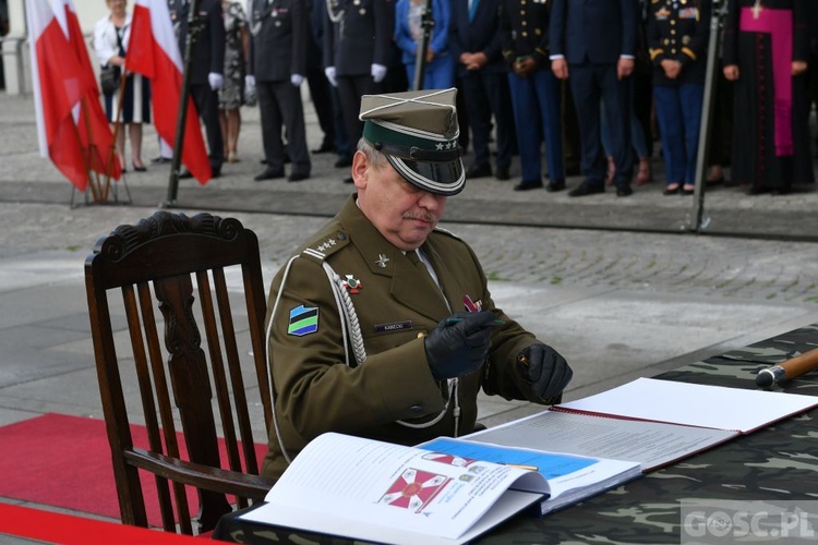 Skwierzyński dywizjon ma nowy sztandar