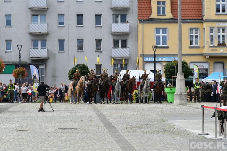 Skwierzyński dywizjon ma nowy sztandar