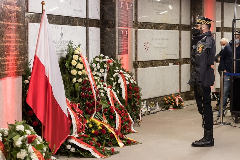 Panteon Wielkich Polaków jest miejscem pochówku i upamiętnienia osób zasłużonych dla naszego kraju, kultury i nauki.